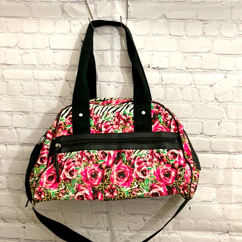DSW weekender bag 🌷